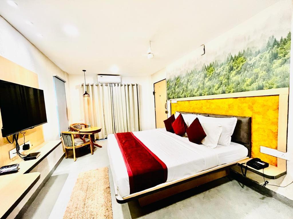 Hotel Lake View Airport Zone Hyderabad Exterior photo