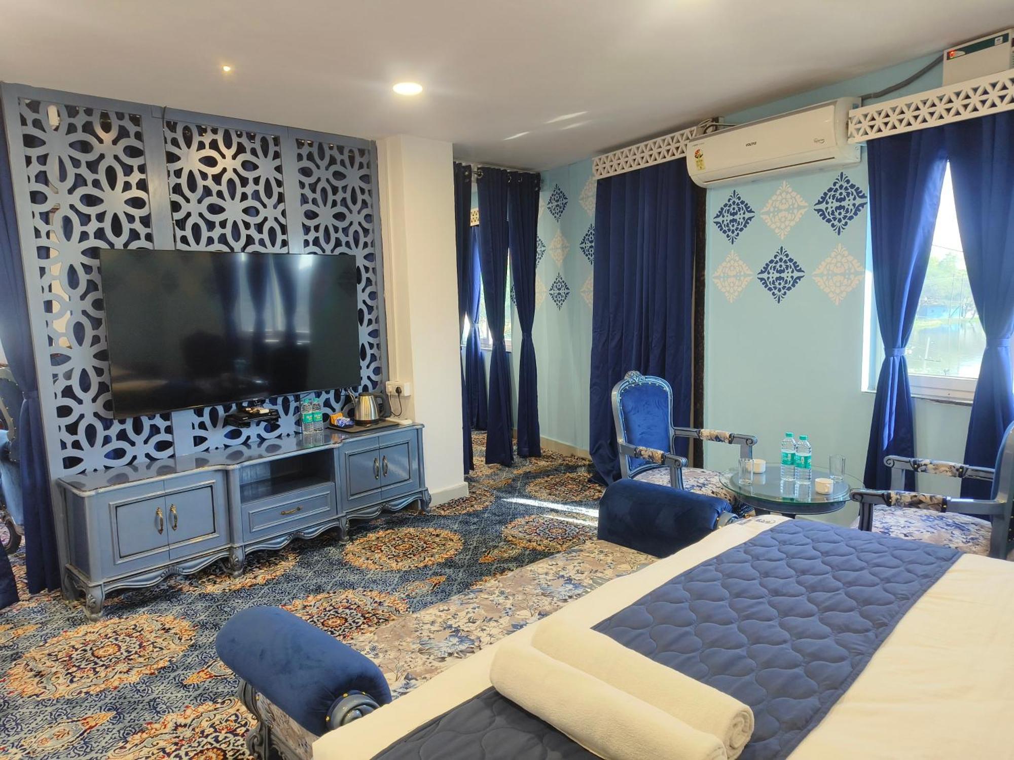 Hotel Lake View Airport Zone Hyderabad Exterior photo