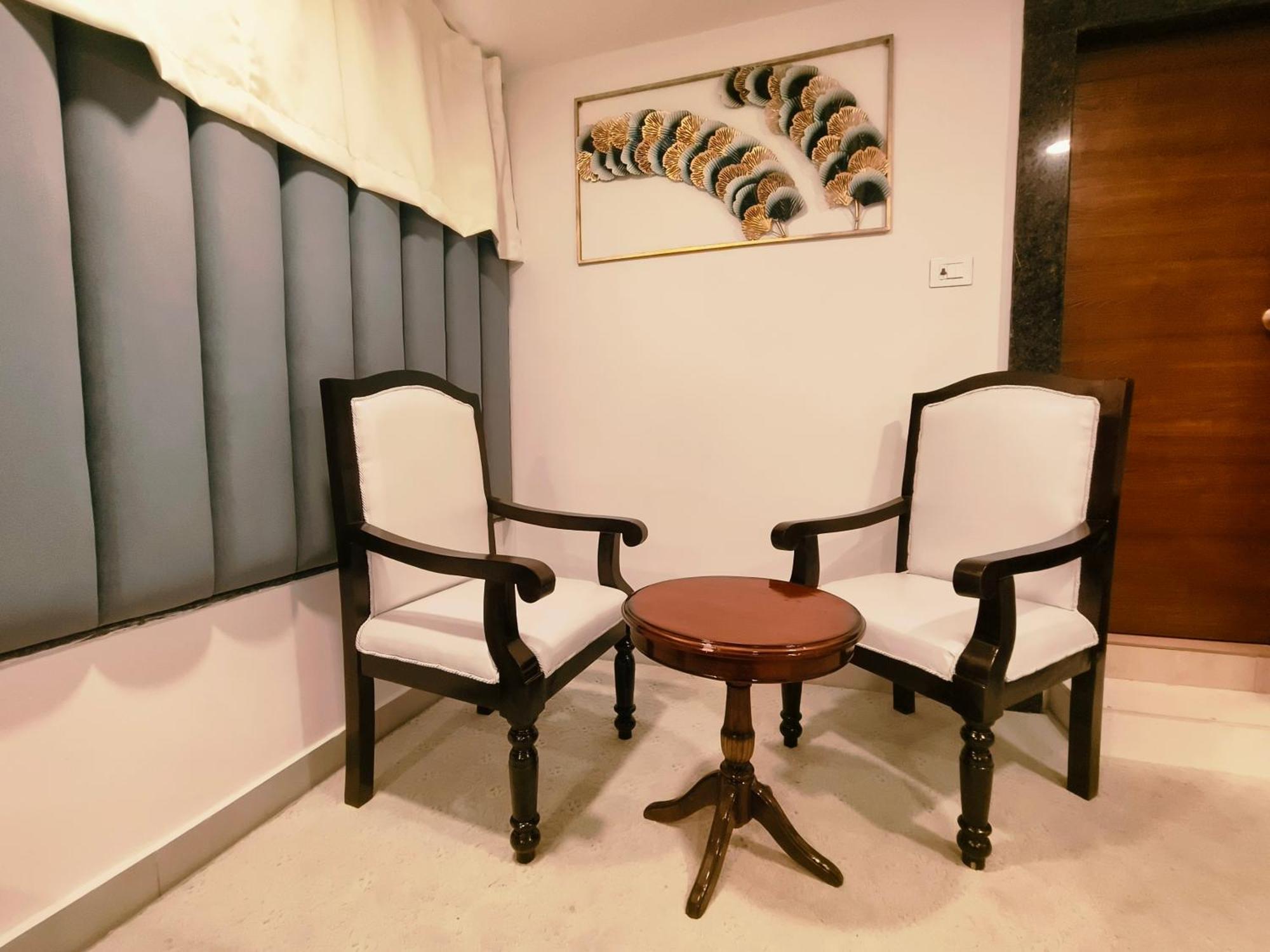Hotel Lake View Airport Zone Hyderabad Exterior photo